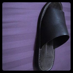 Banana republic men’s sandals